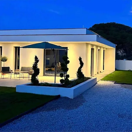 Valentin 2 Avec Piscine Chauffé à *