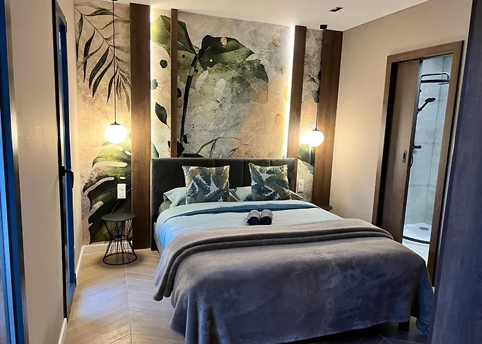 Valentin 2 Avec Piscine Chauffé à Calvi (Corsica)