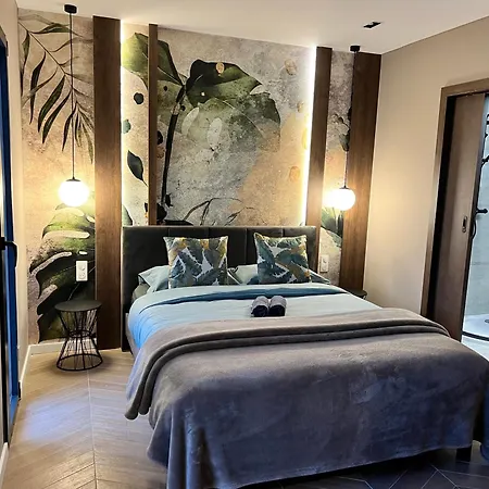 Valentin 2 Avec Piscine Chauffé à Calvi (Corsica)