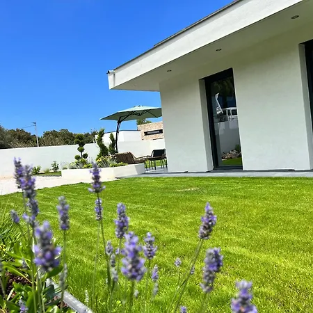 Valentin 2 Avec Piscine Chauffe A *